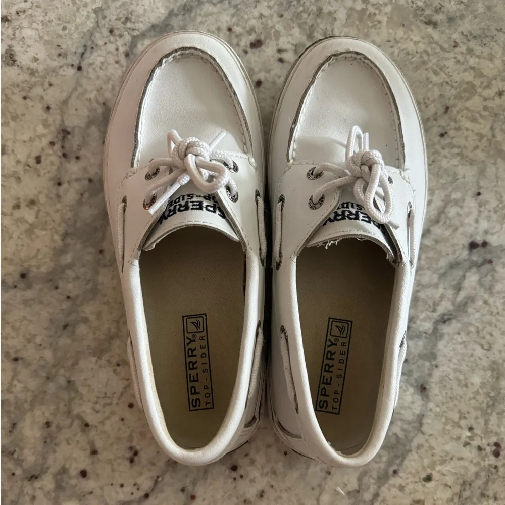 Sperry boat shoe